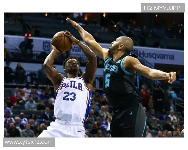 麦康奈尔直杀篮下 突破挑篮压哨命中