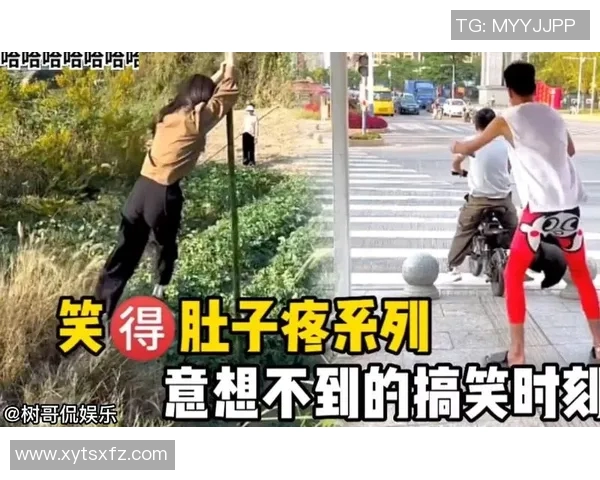 这表情无奈又尴尬，太好笑了，网友忍笑我们是专业的除非忍不住